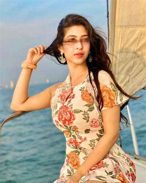 sonarika bhadoria hot|Sonarika Bhadoria broke the internet with her super hot photos.